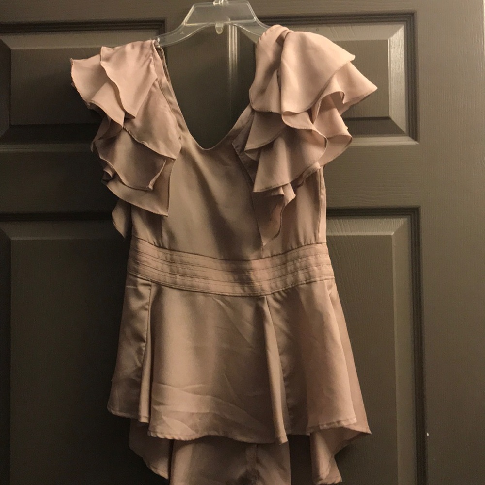 Ruffle top